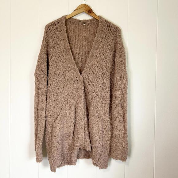 Free People Sweaters - Free People Pink Long Sleeve Button Up Oversized Cardigan Sweater Women's XS